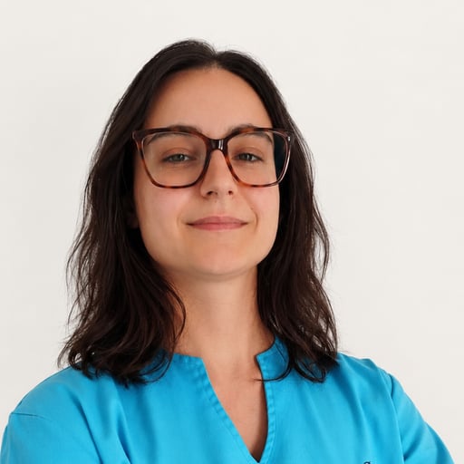 Dr. Melissa Savina